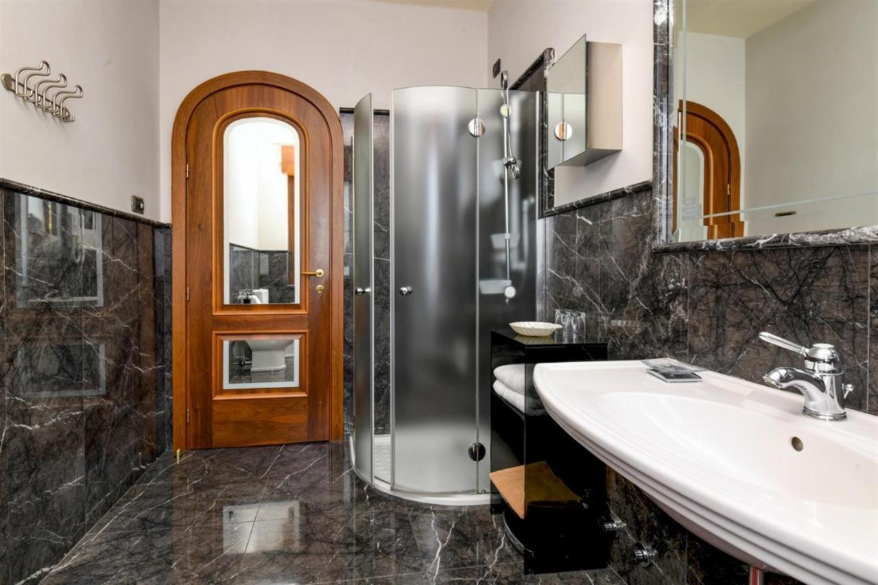 Private Luxury Villa With Pool Moniga del Garda Exterior foto
