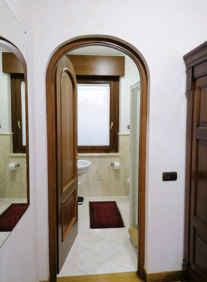 Private Luxury Villa With Pool Moniga del Garda Exterior foto